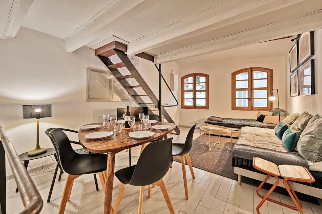 La Bulle - Parking Gratuit En Souterrain - 2 Mins Du Palais Des Papes - Clim Ac - Wifi Apartment Avignon Exterior photo
